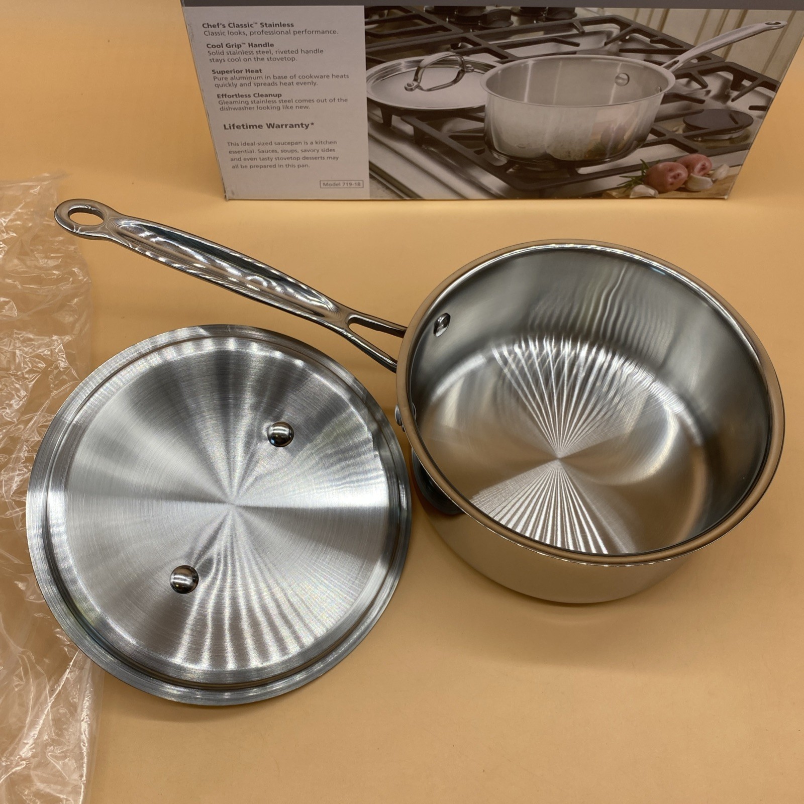 Cuisinart 719-18 Chef’s Classic Stainless 2-Quart Saucepan with Cover New