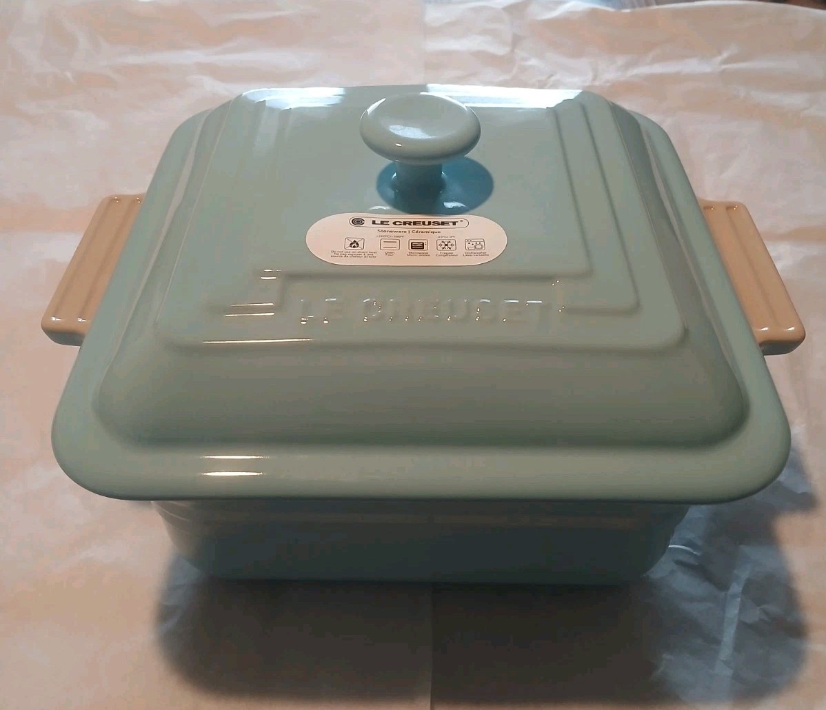 Le Creuset Seconds Stoneware 23cm/3L Square Casserole Dish with Lid, Sky Blue