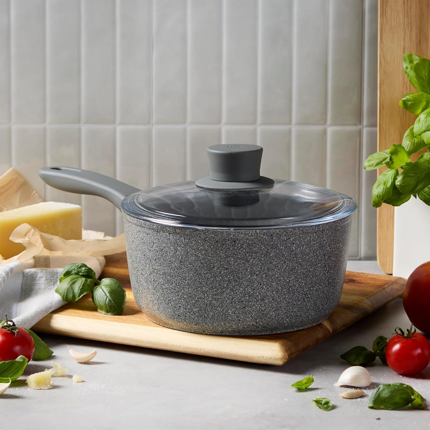 Parma Plus Ceramic 1.5-qt Aluminum Ceramic Nonstick Saucepan with Lid