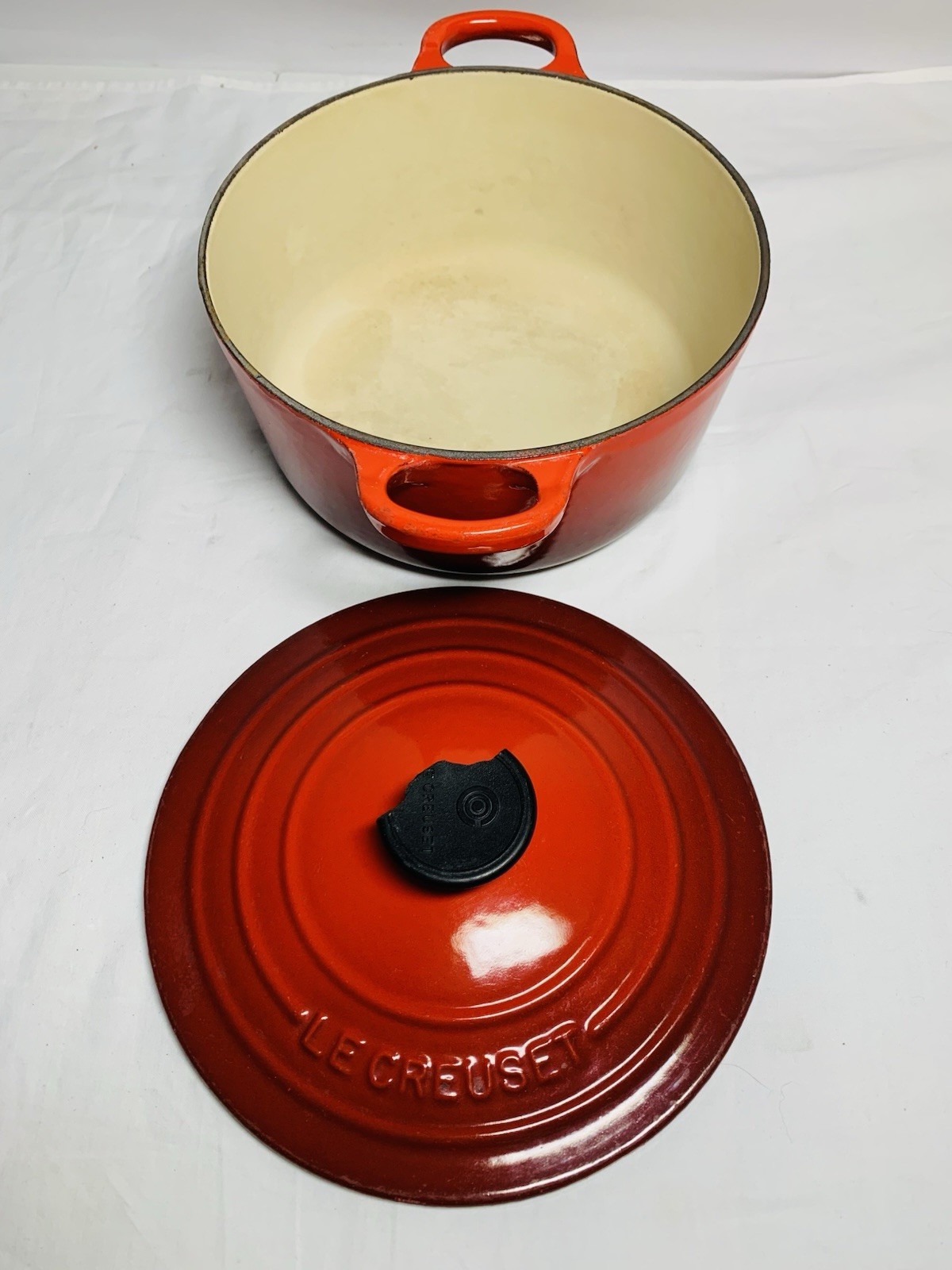 Le Creuset 18 Signature Enameled Cast Iron Round 2 QT Dutch Oven Cherry
