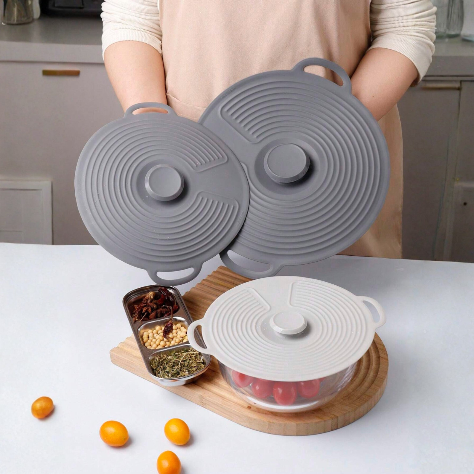 1Pc Silicone Foldable Reusable Lid with Handle for Pots and Pans Heat Resistant