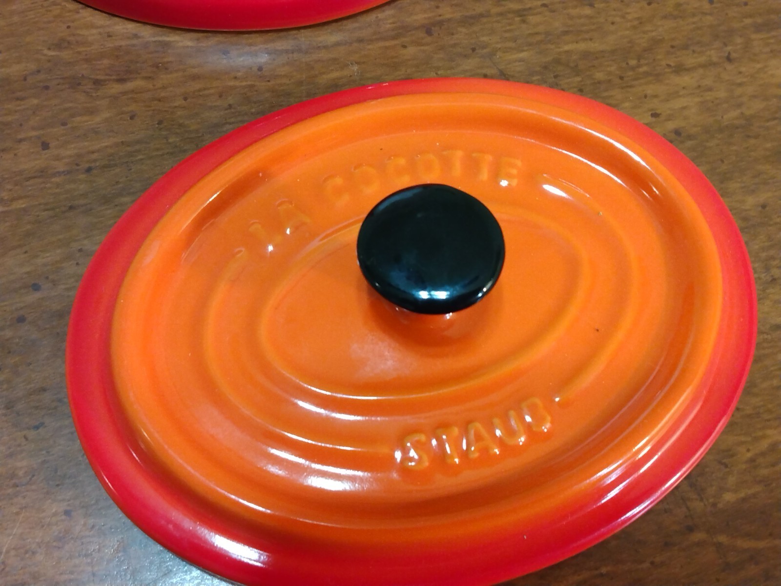 Staub Orange La Cocotte Oval Ceramic Mini Casserole Dutch Oven Bakeware READ!
