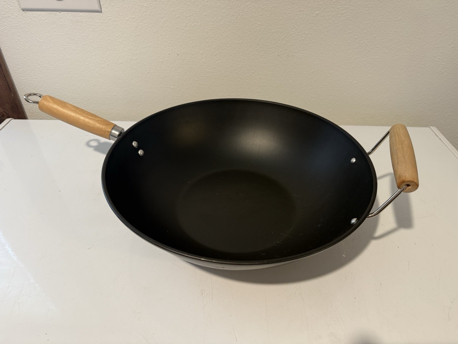 Mainstays 13.75″ Non-Stick Wok Pan
