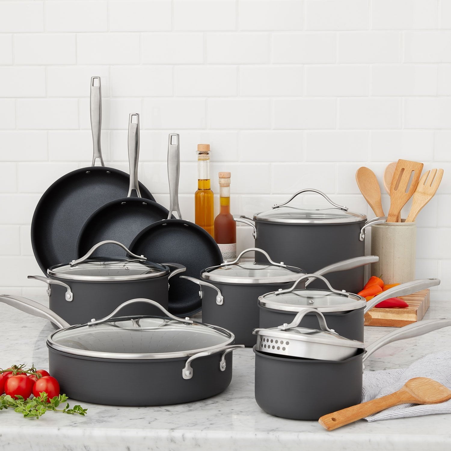 Member’s Mark 15-Piece Hard Anodized Nonstick Aluminum Cookware Set