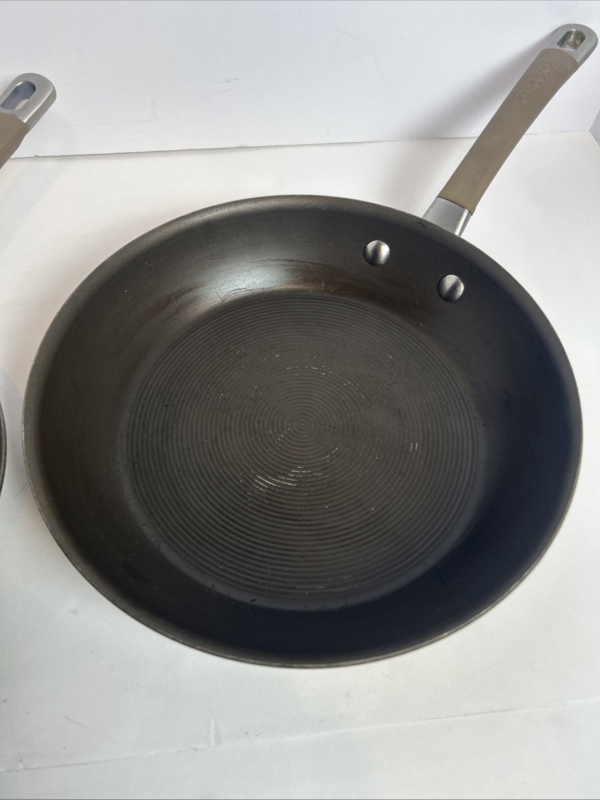 Circulon Premier Professional 8.5” & 10″ Frying Pan Set (10 Needs Cleaning)