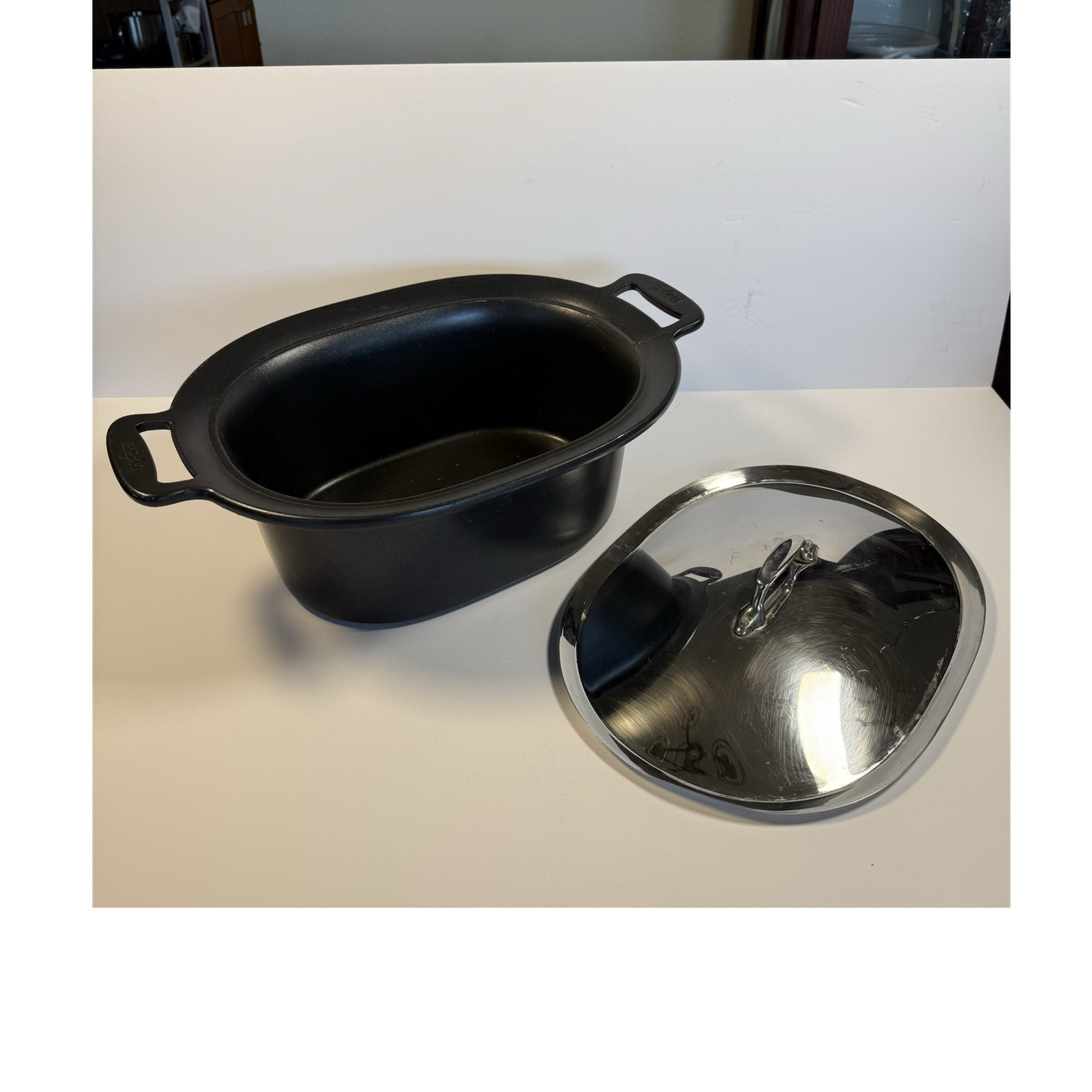 All Clad Oval Aluminum Casserole Black Double Handle with Stainless Lid