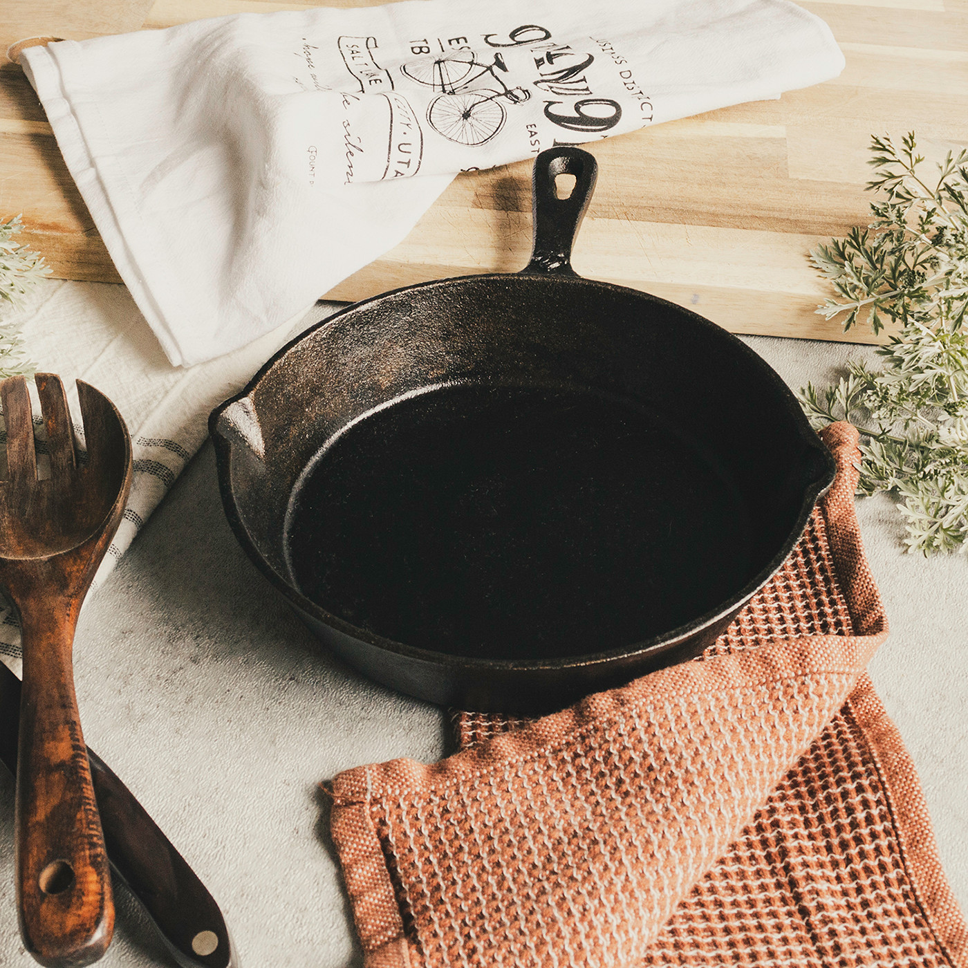Backcountry Iron 8 Inch Round Medium Pre-Seasoned Cast Iron Skillet