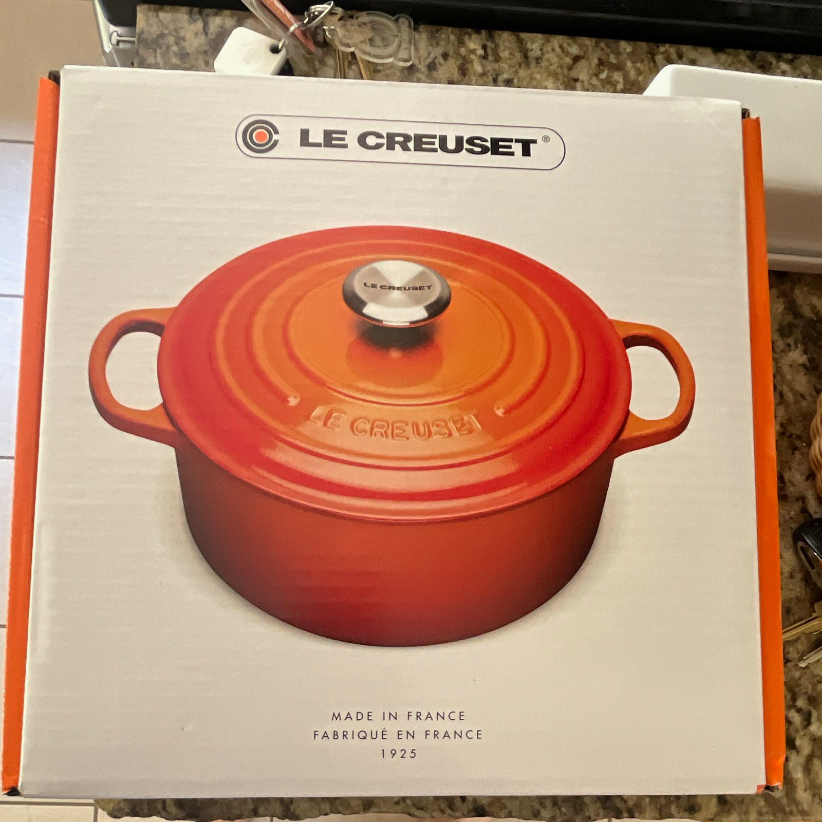 NEW Le Creuset Signature Sauteuse 3.5 Qt Dutch Oven Sea Salt Enameled Cast Iron