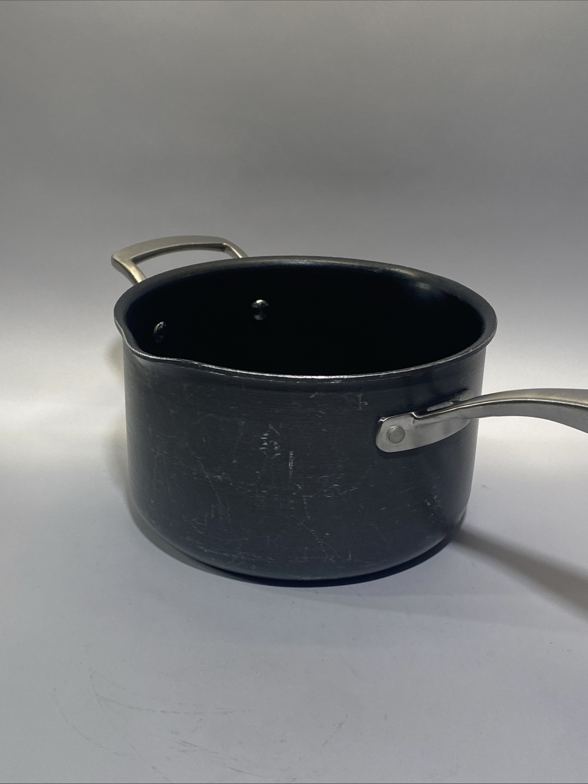 Member’s Mark 4Qt Saucepan Pour Spout Rim Anodized Dual Riveted Handles Heavy!
