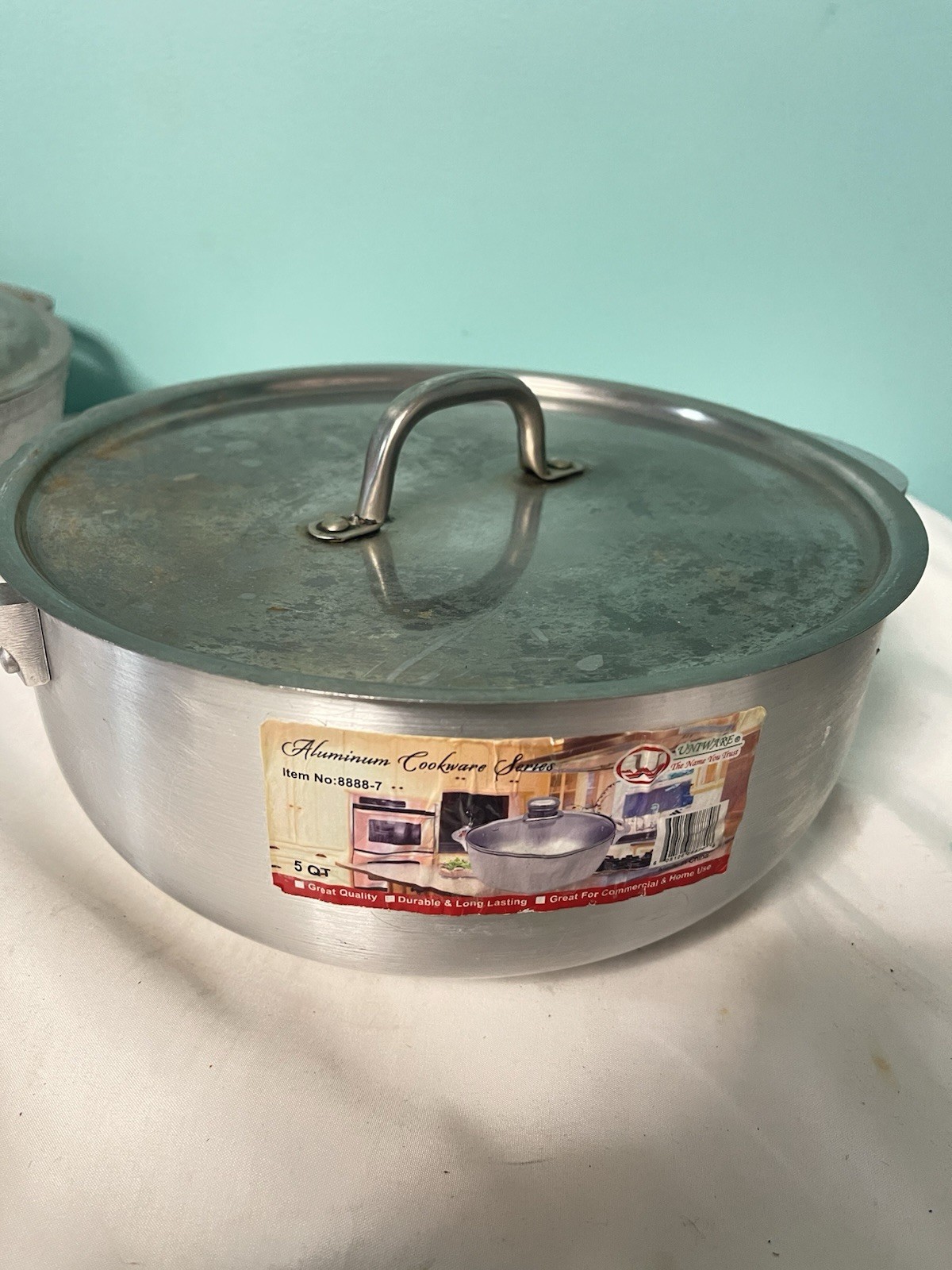 Unaware Aluminum Kitchen Pot With Lid 5 Quart, Silver