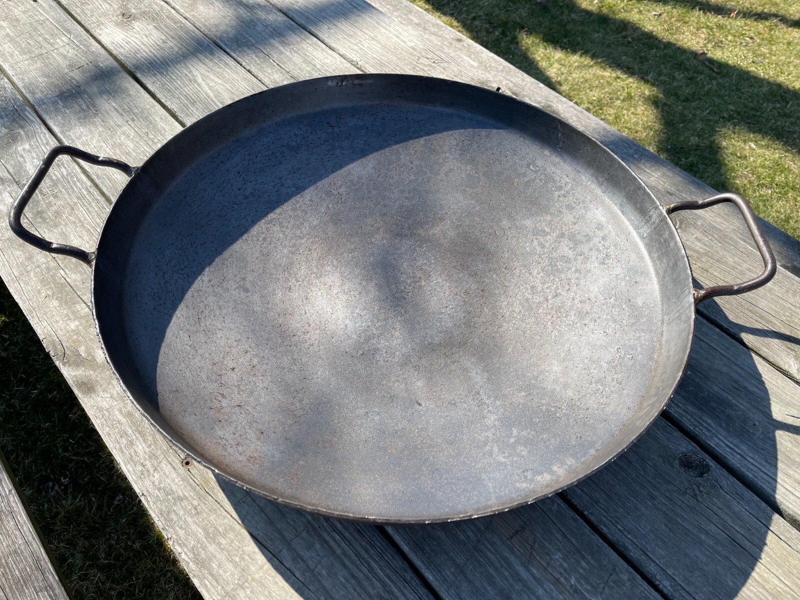Heavy-duty Steel Discada 22″ (with sides) / BBQ Disc Blade Wok 22″ (with sides)