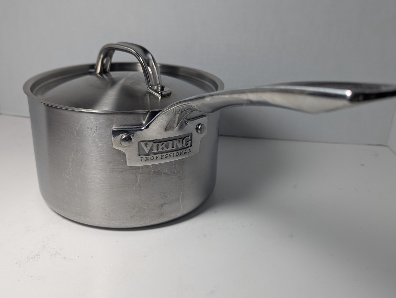 Viking Professional 5-Ply 3QT Stainless Saucepan Induction Ready With lid