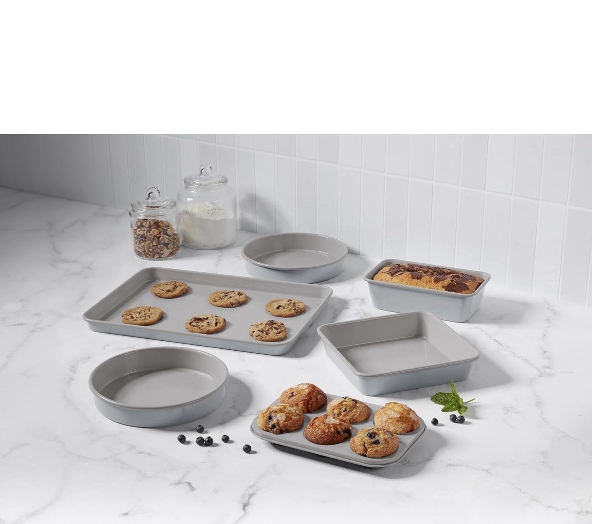 Cuisinart 6-Piece Classic Nonstick Bakeware Set