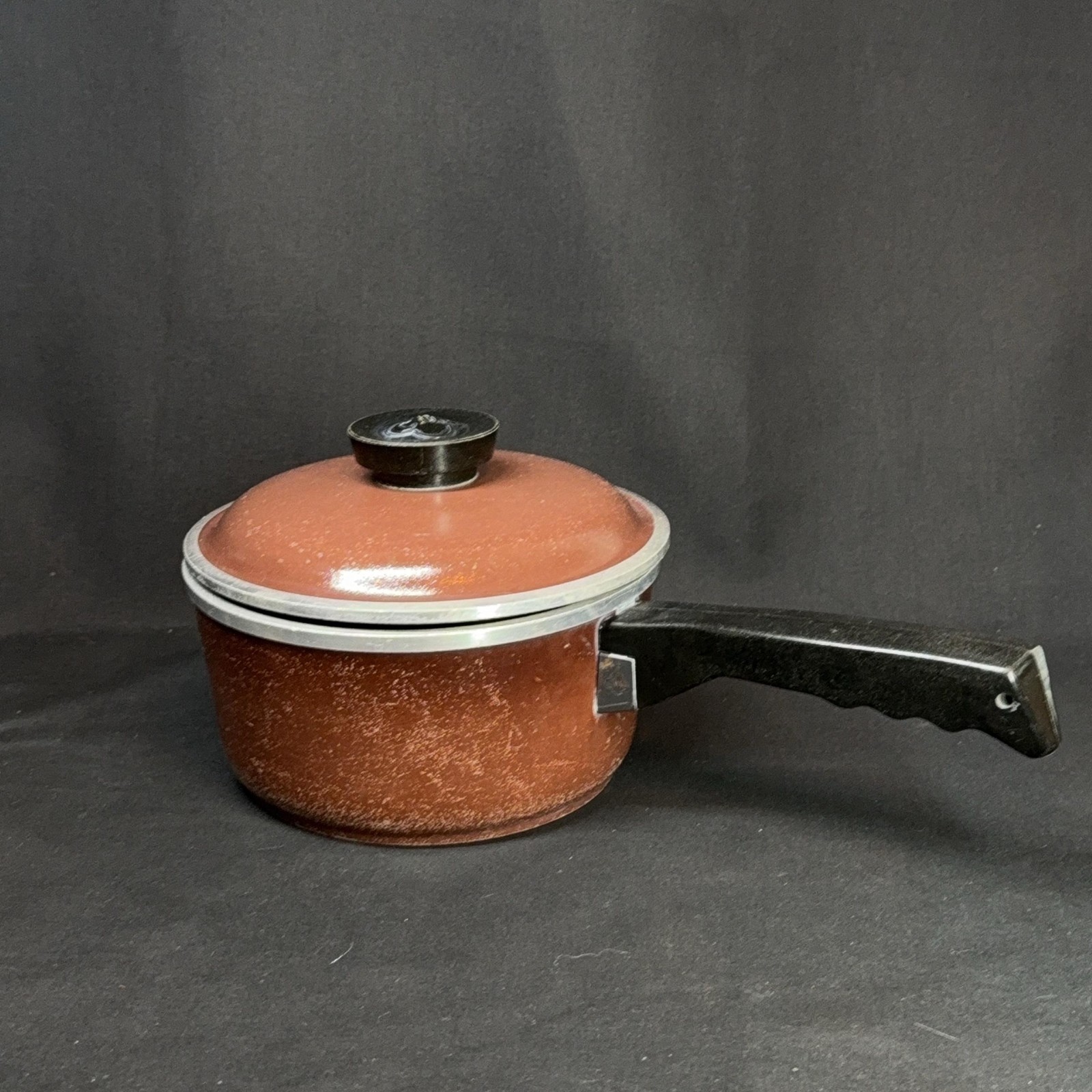Vintage Club 2 Qt Saucepan With Lid Brown Aluminum Gas Electric Cookware 7in