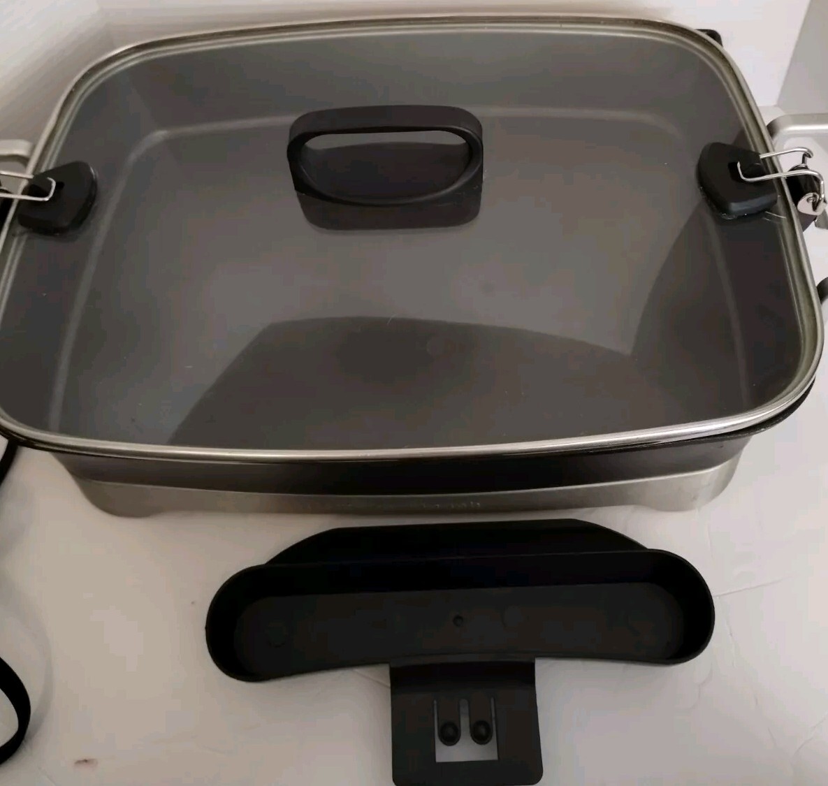 West Bend 15″ X12″Inch 2″X 3/4″ Deep,Non-stick Electric Skillet In Great Cond.