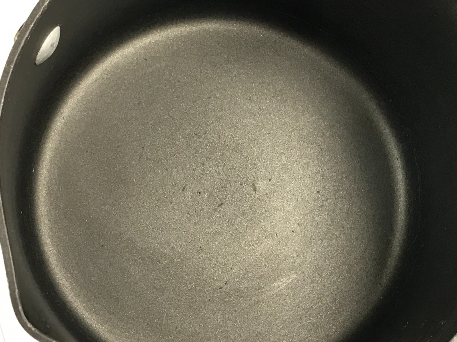 Calphalon Classic 2.5 Qt Hard Anodized Saucepan Gray 87025 Nonstick With Lid