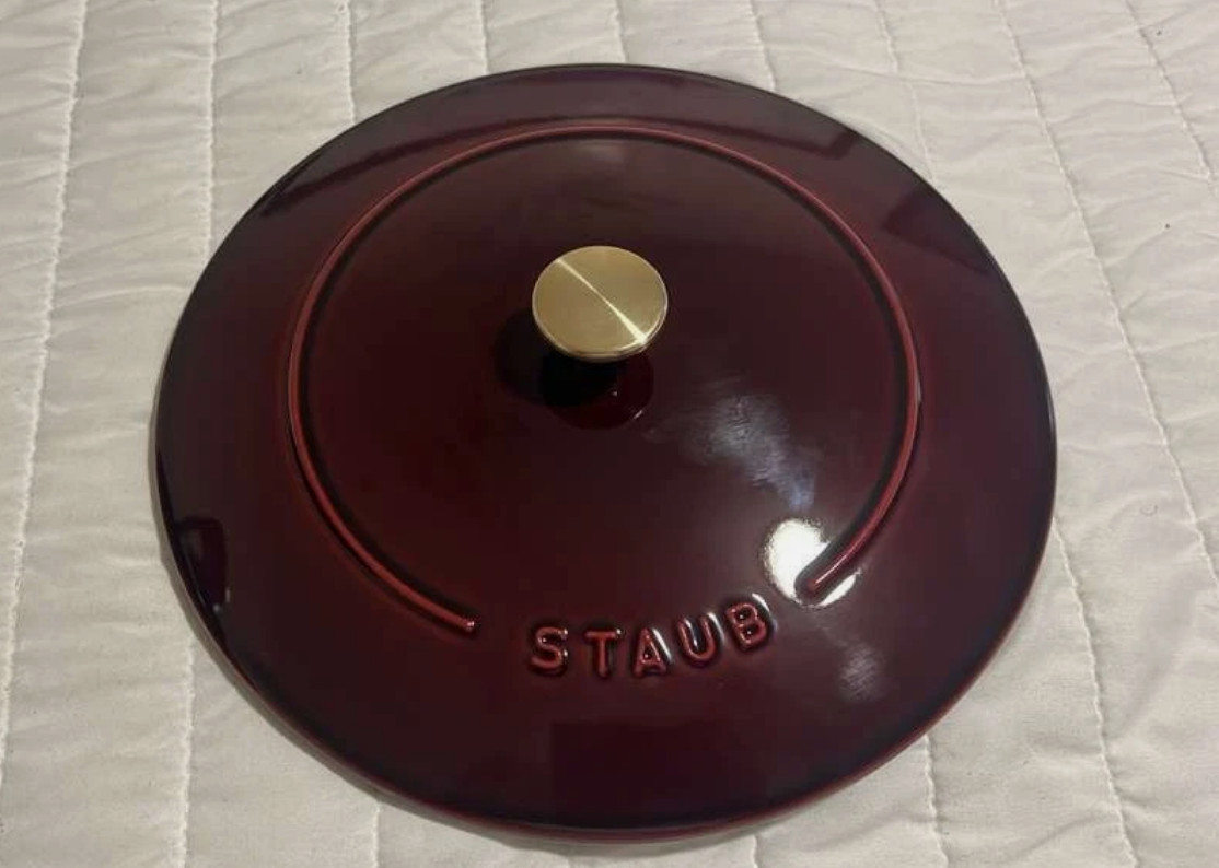 Staub Cast Iron 5.25 qt, Essential French Oven, Grenadine
