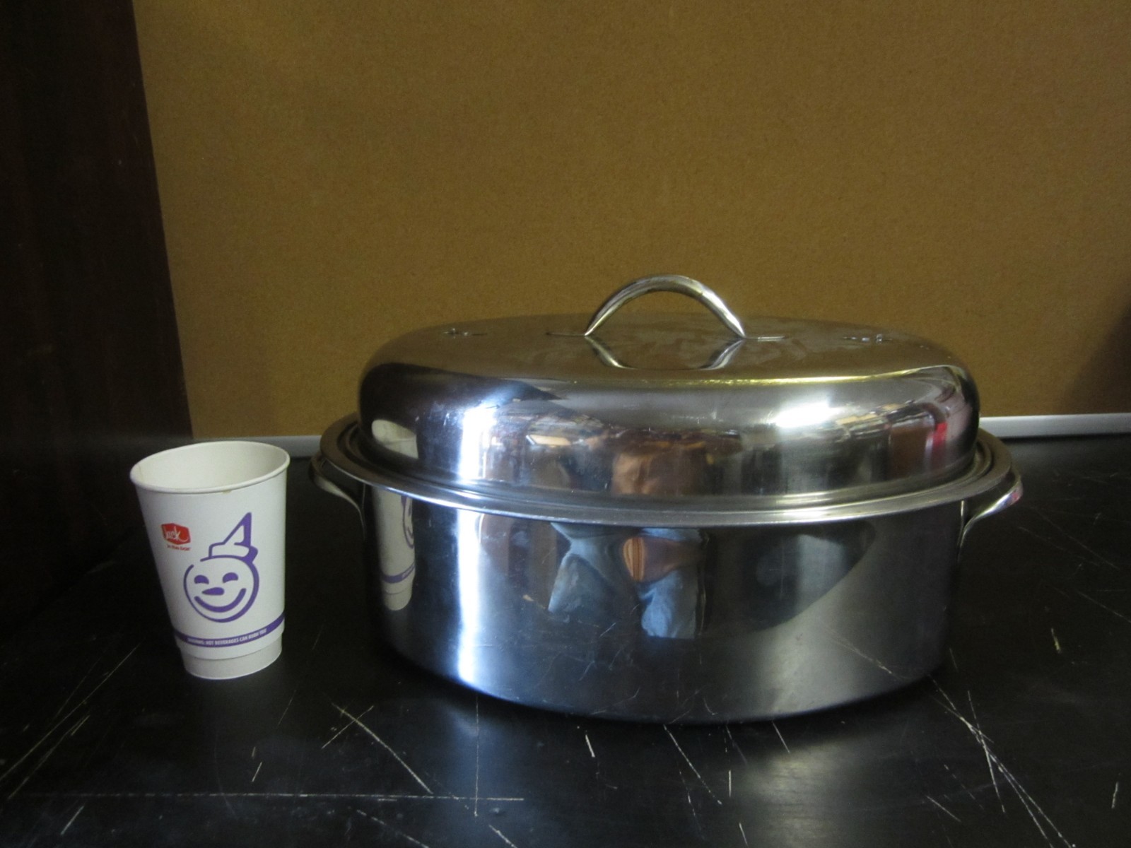 Standard Roasting Pan Large Pot Stainless Steel Pot, Lid.
