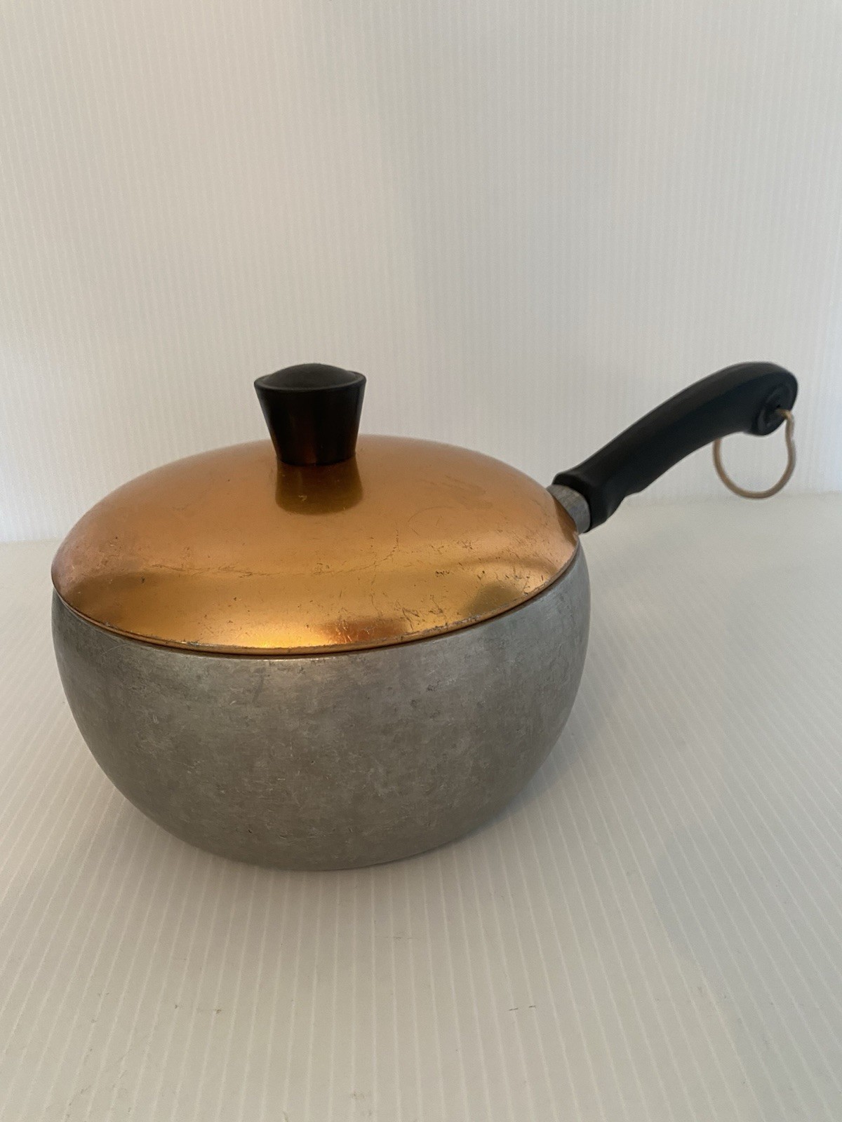 Vintage Wear-Ever Hallite Aluminum USA 1 1/2 Qt Pot With Copper Lid #2101 1/2