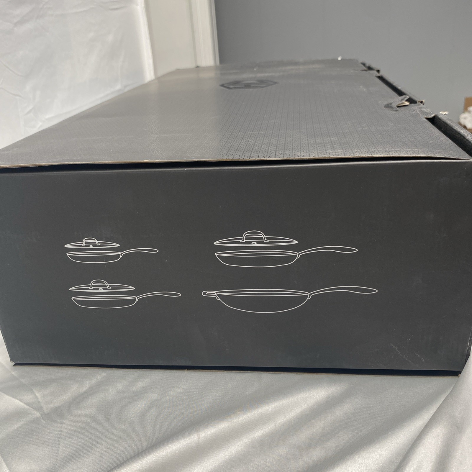 HexClad HC7 7 Pieces Pan & Lid and Wok Set, NEW, OpenBox.
