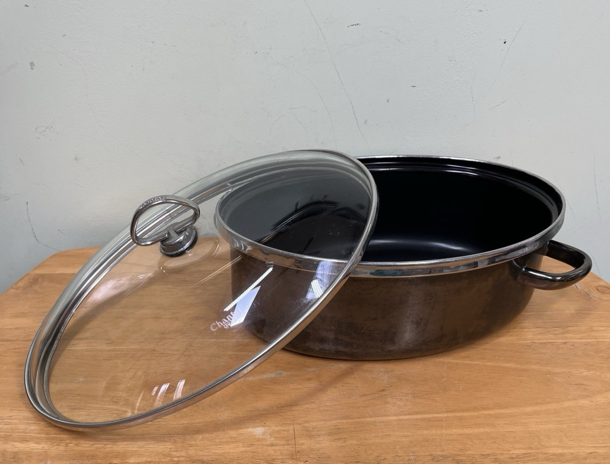 Chantal Enamel On Steel Roaster Pan Dutch Oven Oval Dome with Glass Lid OV30