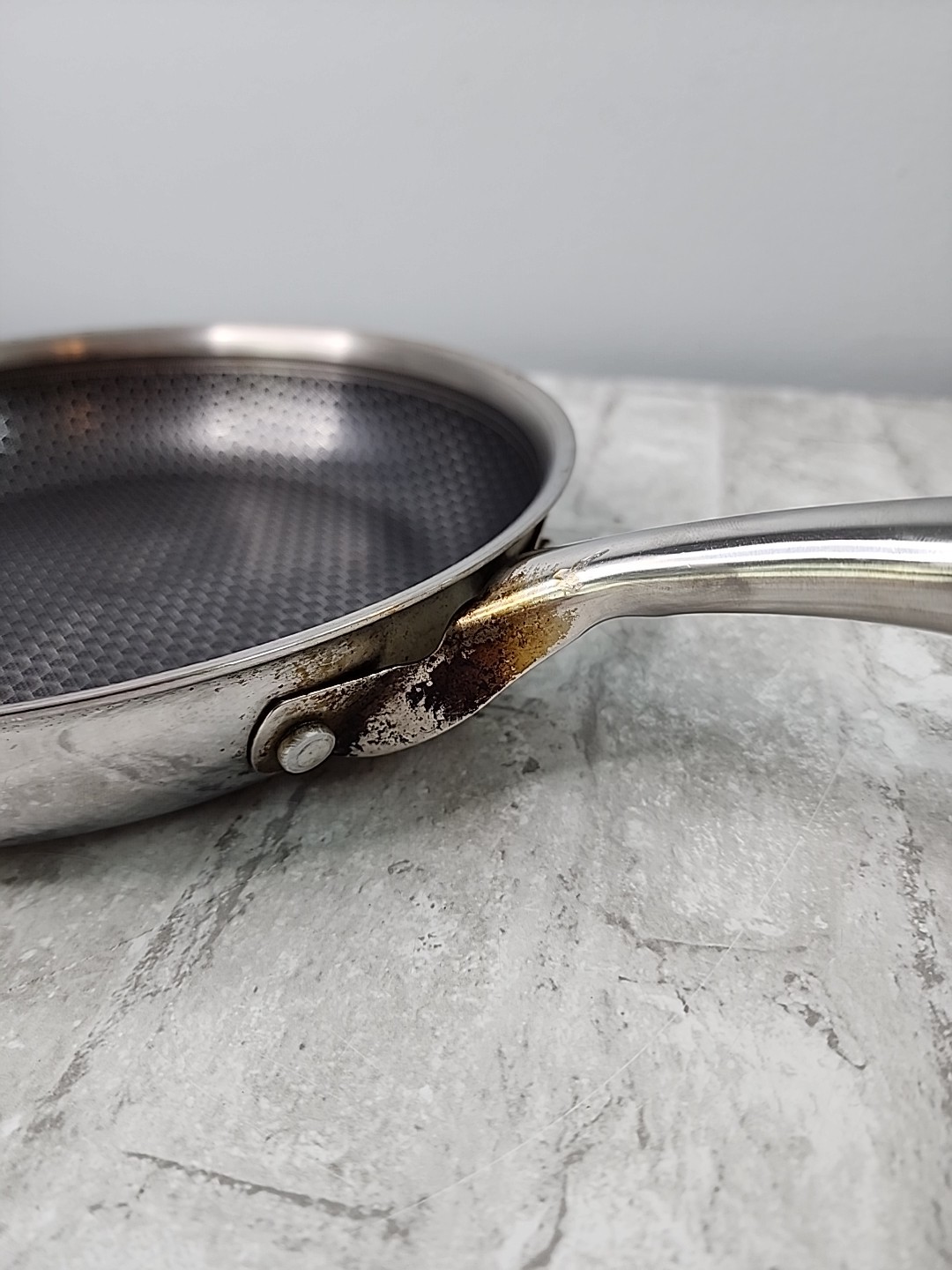 Oster Modessa 9.5″ Nonstick Stainless Steel Frying Pan Silver