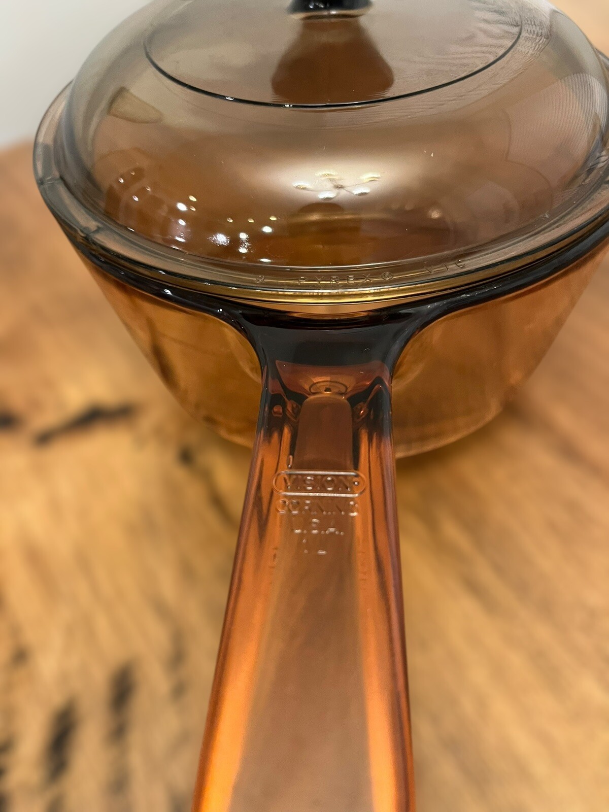 CORNING VISION AMBER 1 Quart 1 Liter Handle SAUCEPAN w/ Pour Spout & LID vintage