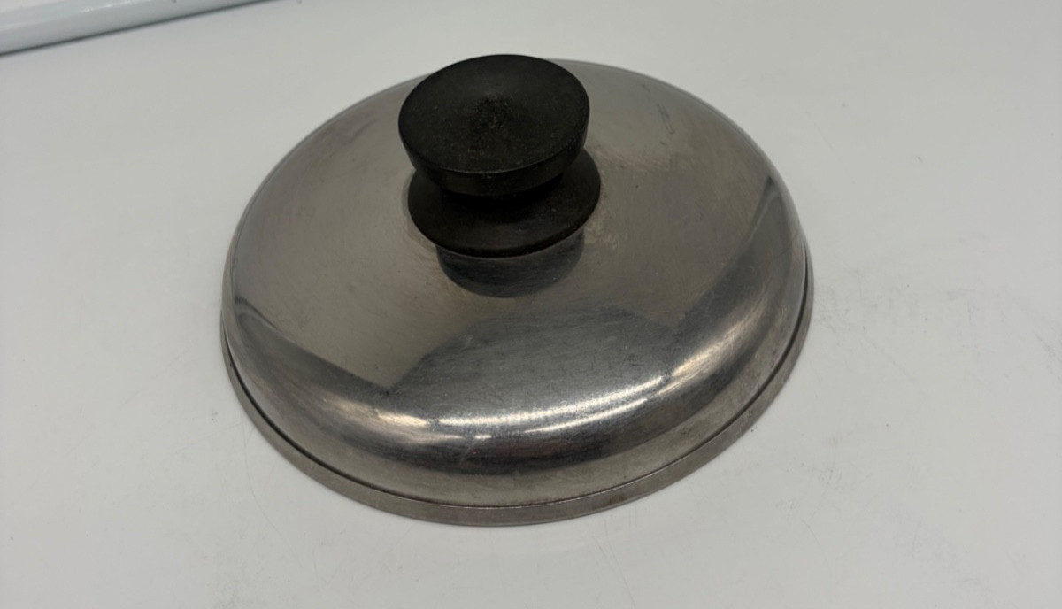 VTG Reverware replacement lid with black bakelite handle 6″ saucepan stainless