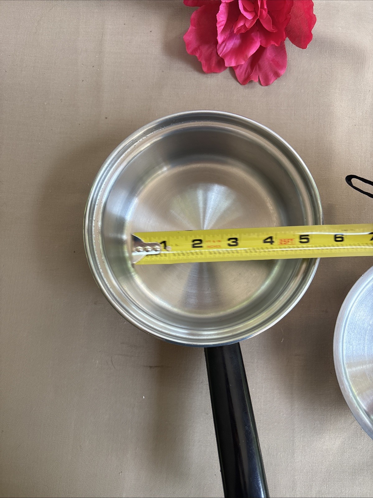 Amway Queen 1 Quart 6 1/2” Sauce Pan Multi-Ply 18/8 Stainless Steel W/Lid