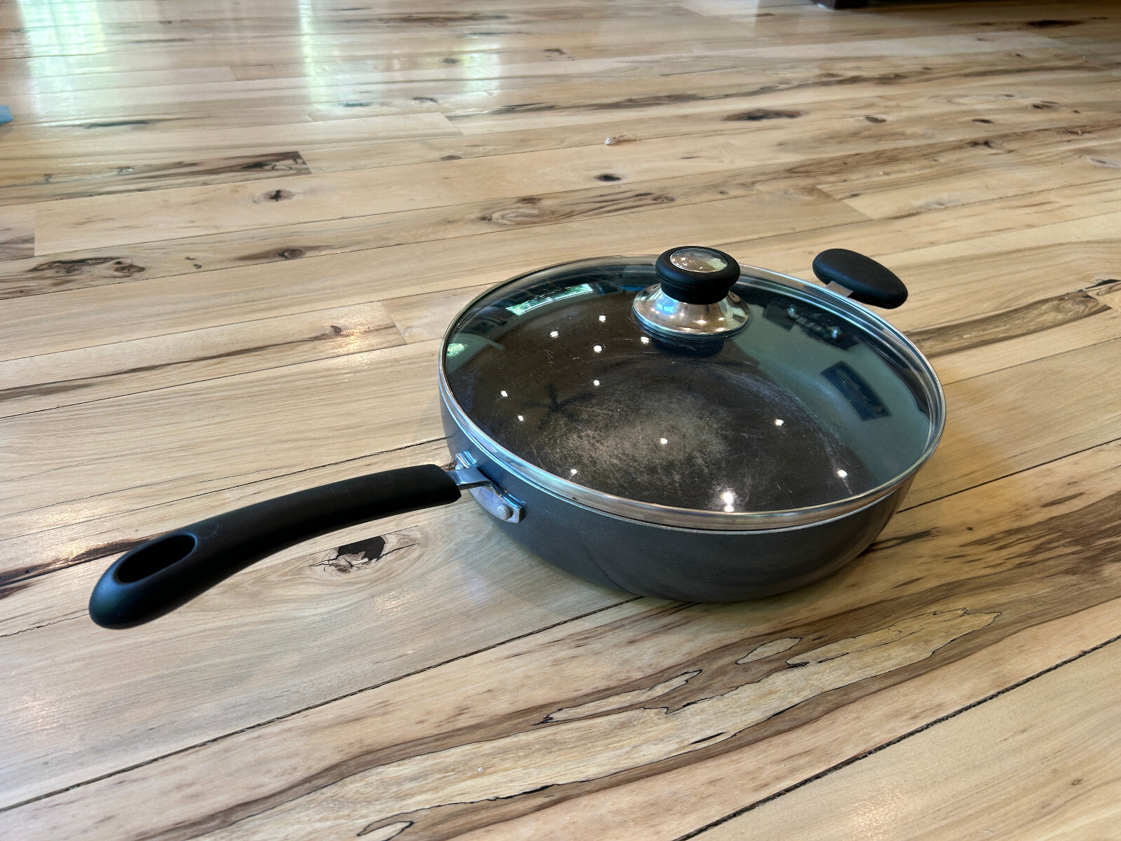 Frying Pan With Glass Lid – 12″ x 3″ – Oven and Dishwasher safe