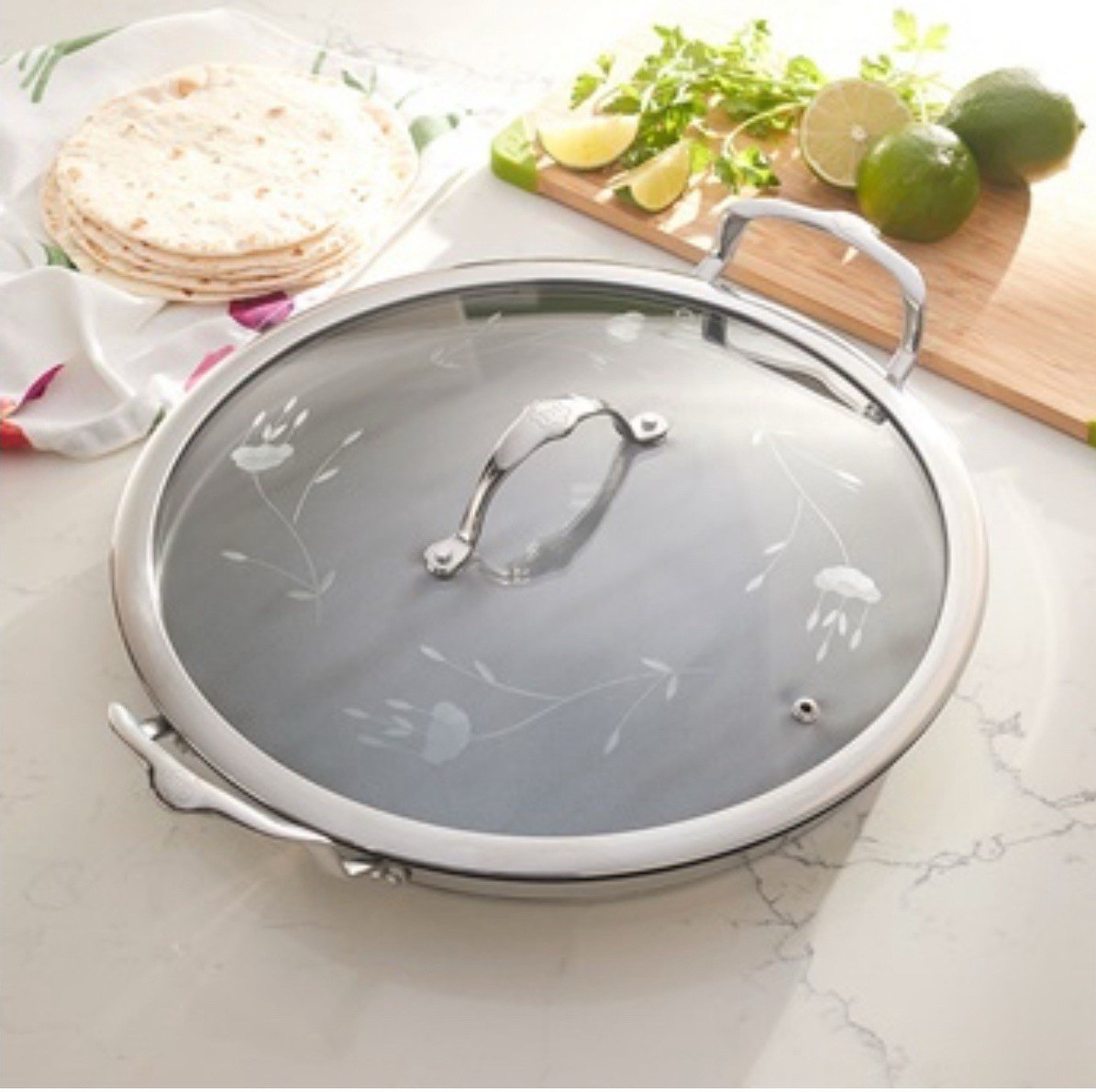 13 in Round Stainless Steel Skillet/Griddle w/ Glass Lid, Double Handles