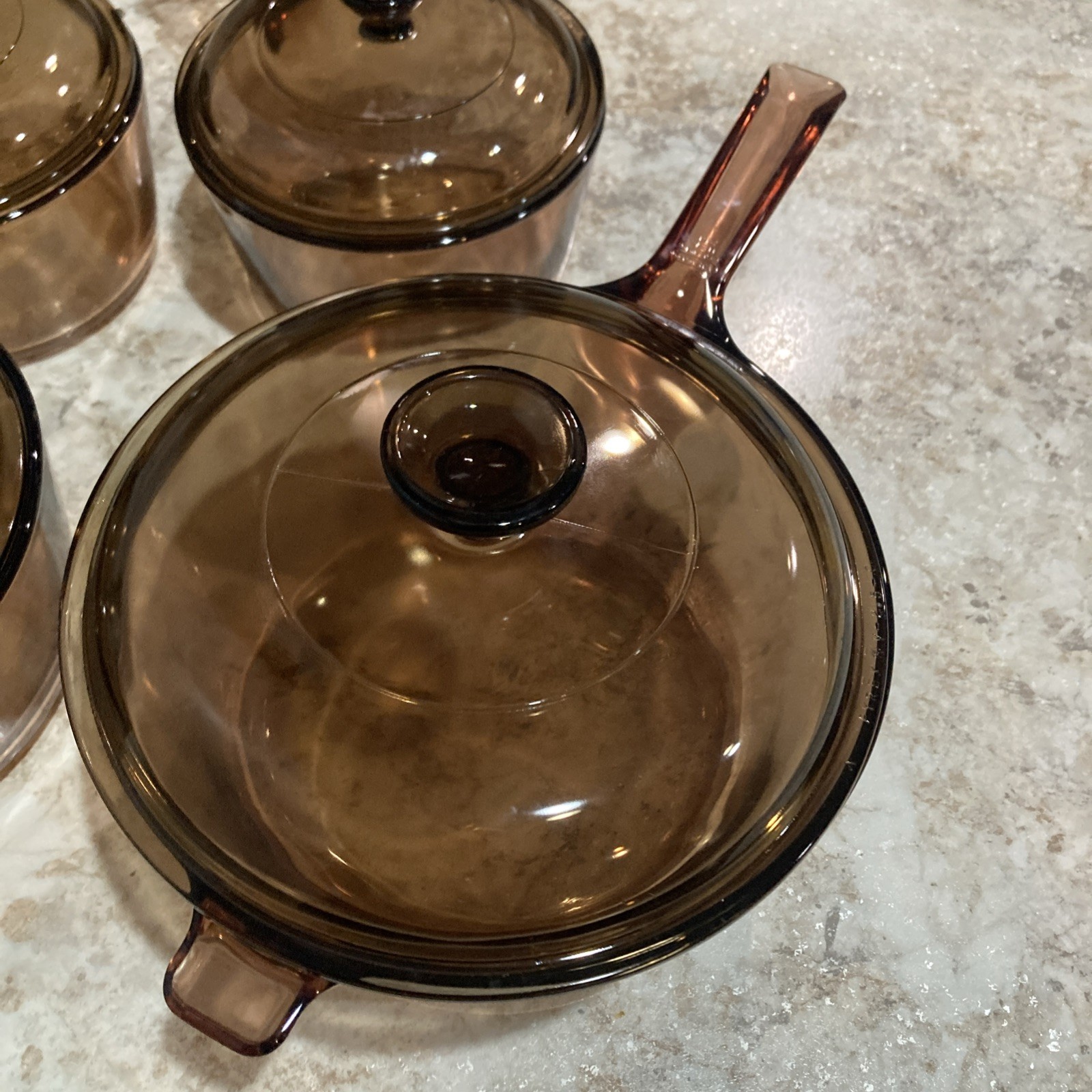 Corning Visions Amber Saucepans 8 PC Set 2.5L, 1.5L, 1L, 1L with Pyrex Lids VTG