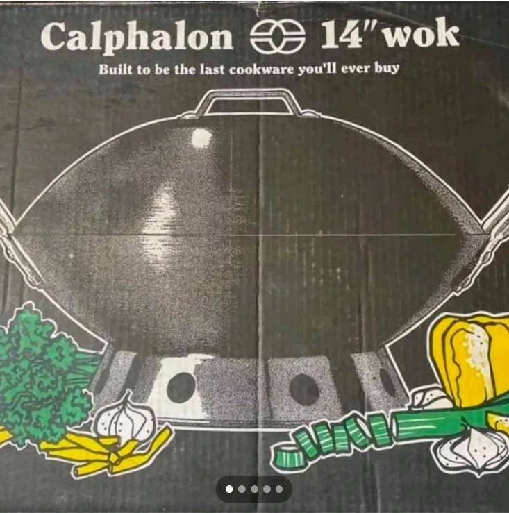 Calphalon 14 in Black Wok – Gas & Electric Stove Compatible Cookware