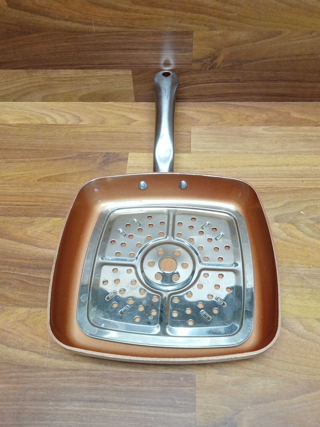 Copper Chef 2 Square 9.5″ Fry Pans, 1 Lid, Cookbook, 2 Knives, Fry Basket LOT