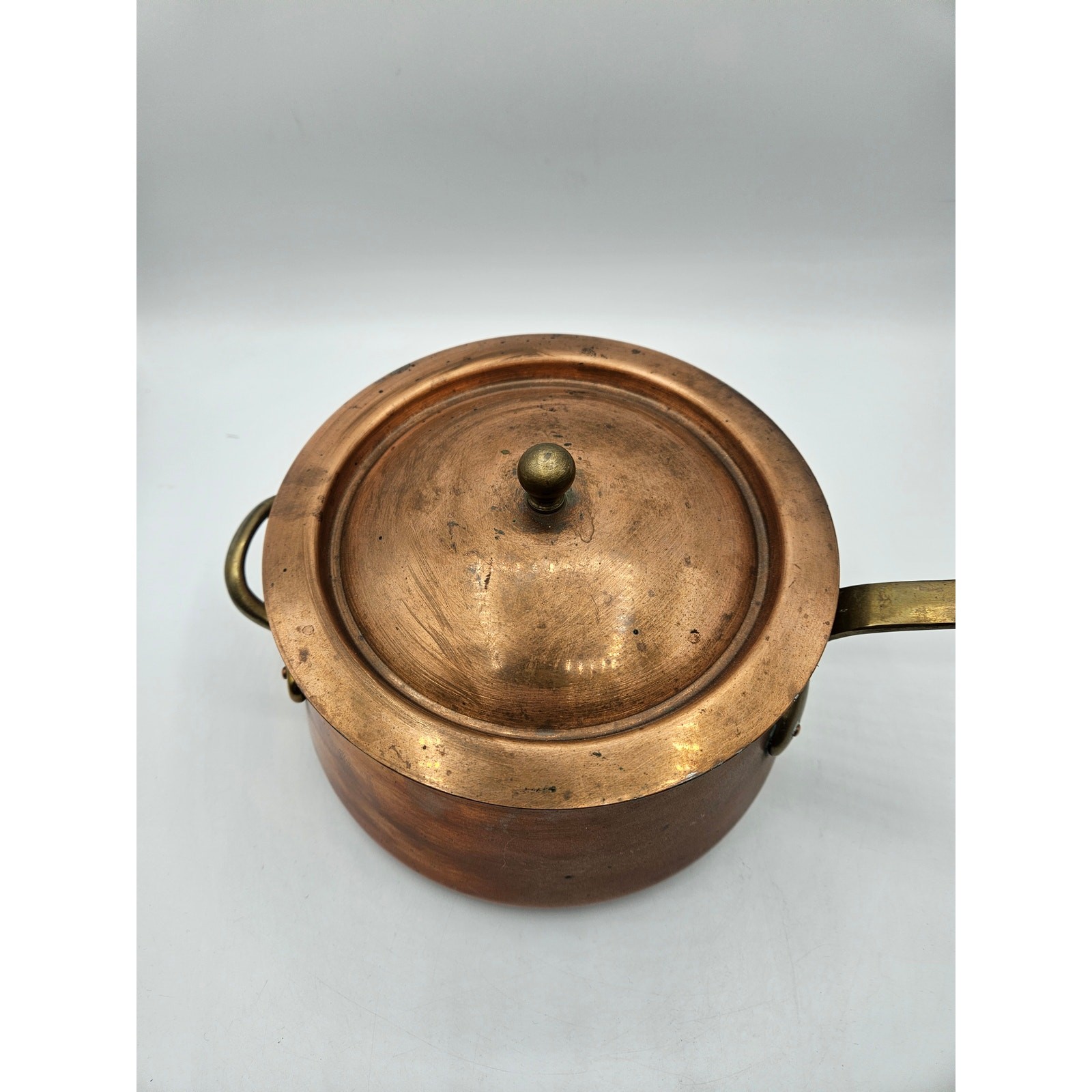 Vintage Hand Hammered Bombe Copper Saucepan Tin Lined Brass Handles 6.5″ Lid