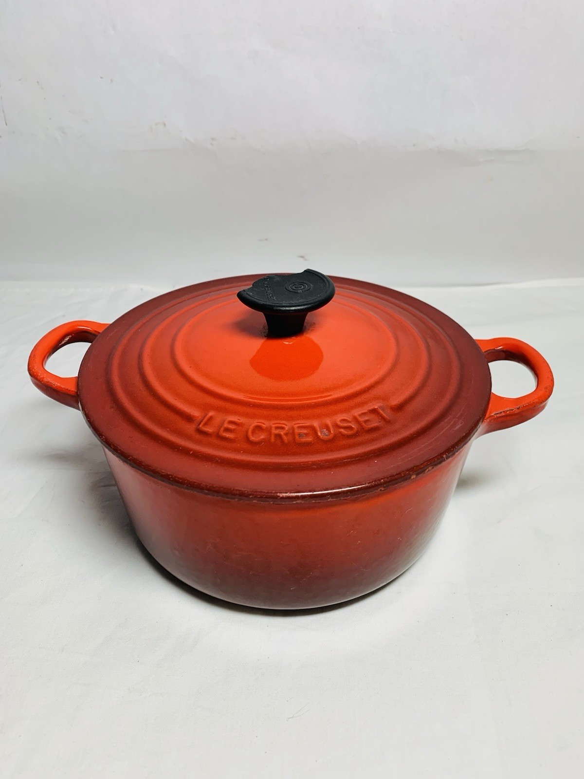 Le Creuset 18 Signature Enameled Cast Iron Round 2 QT Dutch Oven Cherry