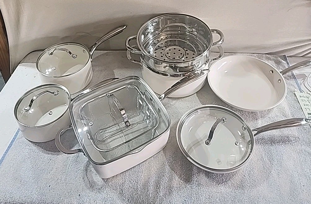 Gotham Steel White/cream 13-piece Cookware Set