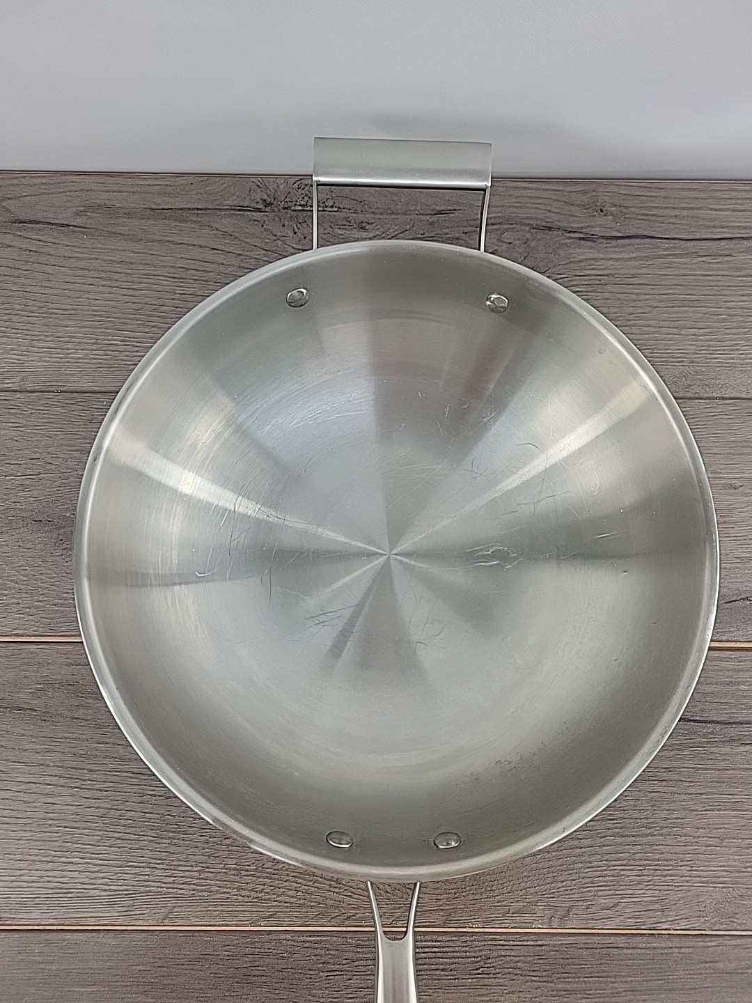 MIU – Wok 13in Tri-Ply Clad Stainless Steel w/ Lid & Spatula | Used