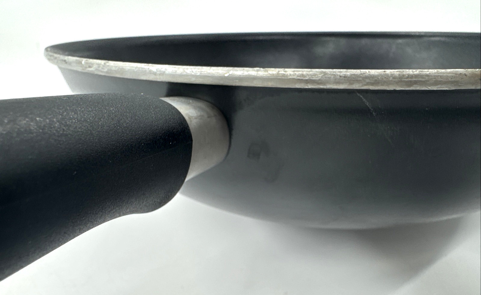Pampered Chef Wok 12 Inch Nonstick Skillet For Stir Fry 19″ With Handle NO LID
