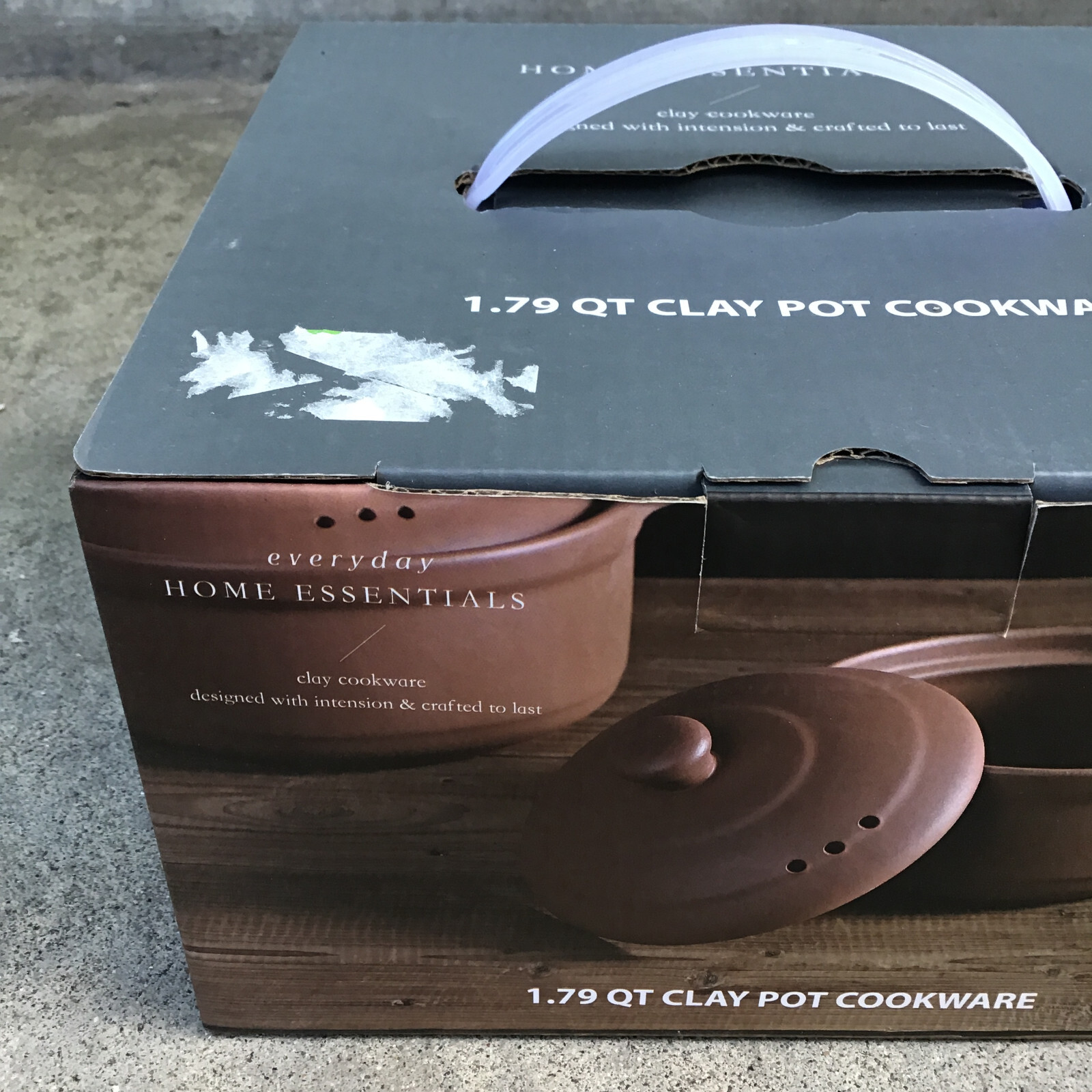 Home Essentials 1.79 QT Brown Clay Pot Cookware For Gas Wood Oven Stoves