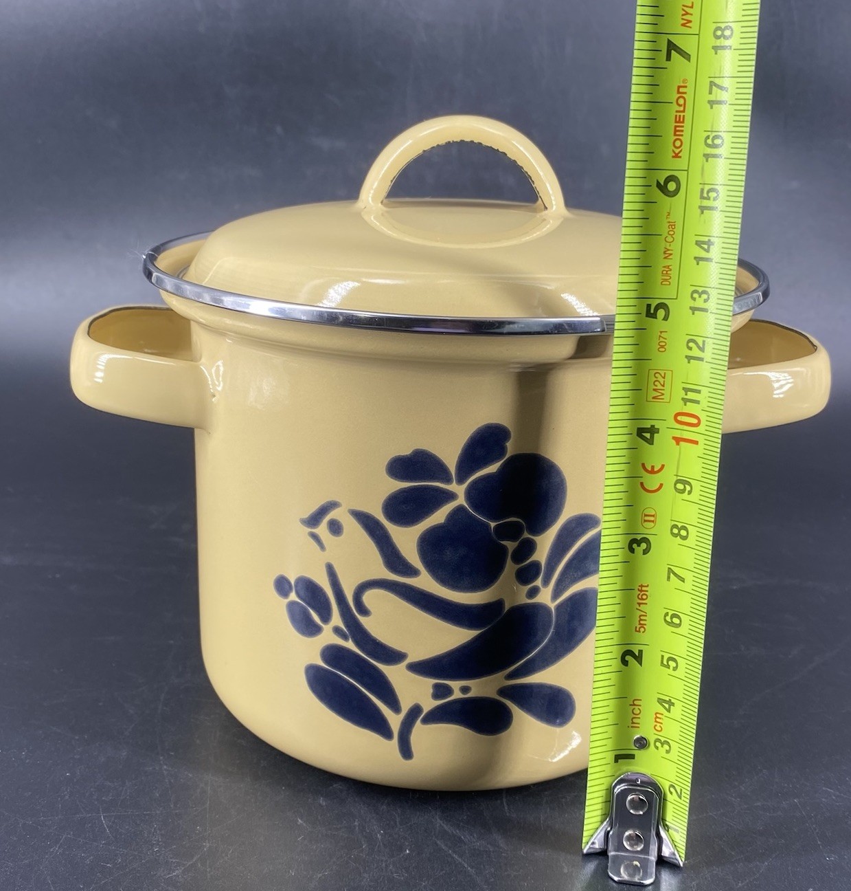 Vtg 80s Pfaltzgraff Folk Art Stock Pot Metal Bird Double Handle Enamel 1.75 Qt