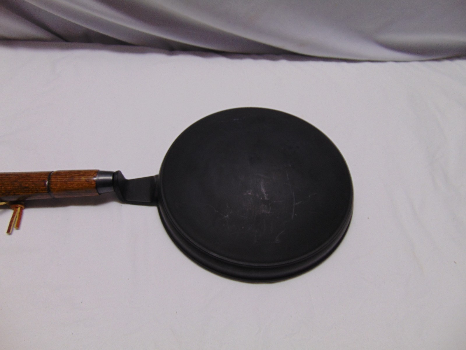 Vintage Nordic Ware Crepes ‘n Things Cast Aluminum Crepe Pan 17″ x 8.5″ wooden