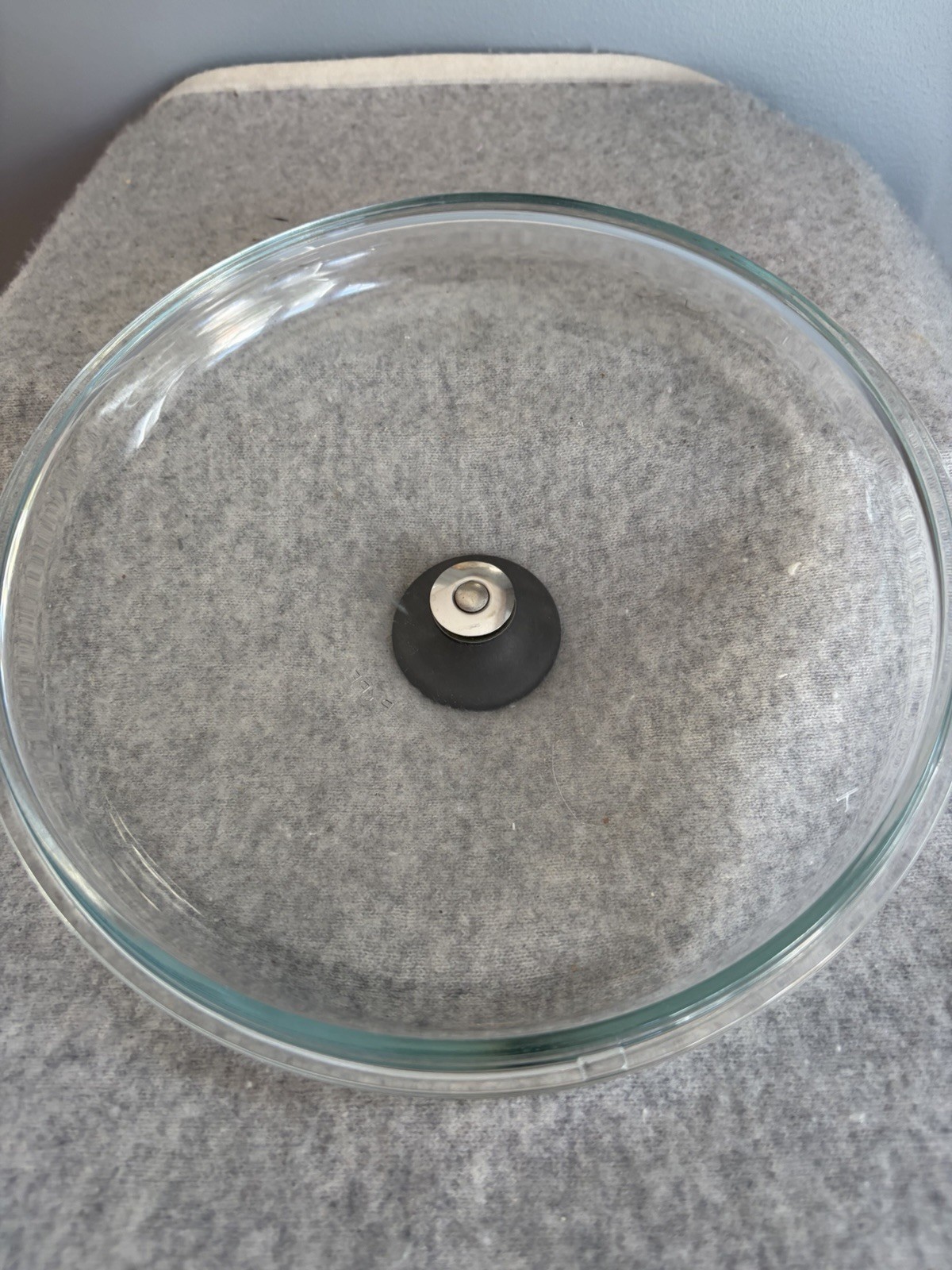 Le Creuset Pyrex 10 Inch Clear Glass Lid Black Knob