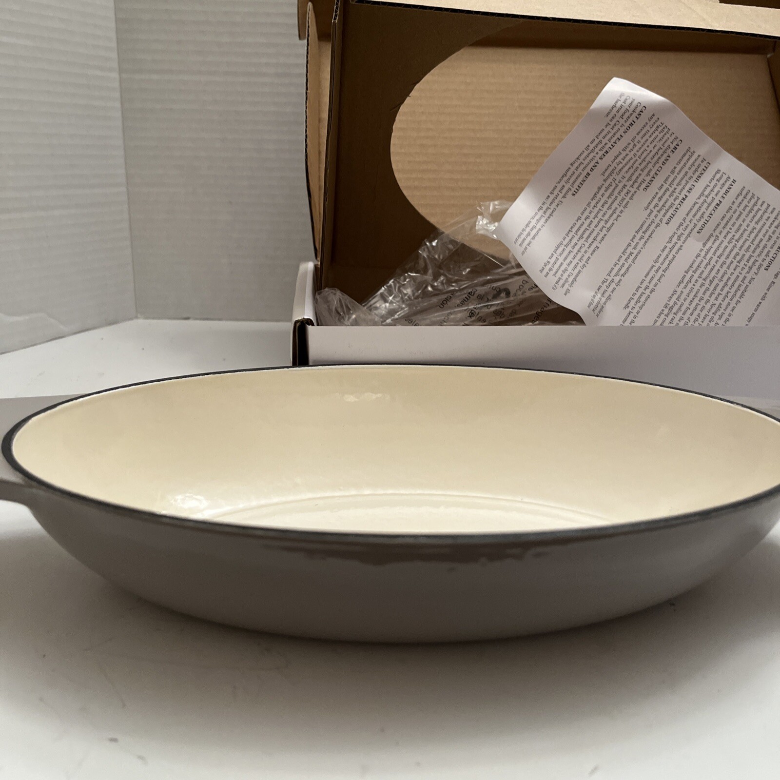 Martha Stewart 2 Piece Cast Iron Oval Au Gratin Casserole Birch Wood Trivet Set