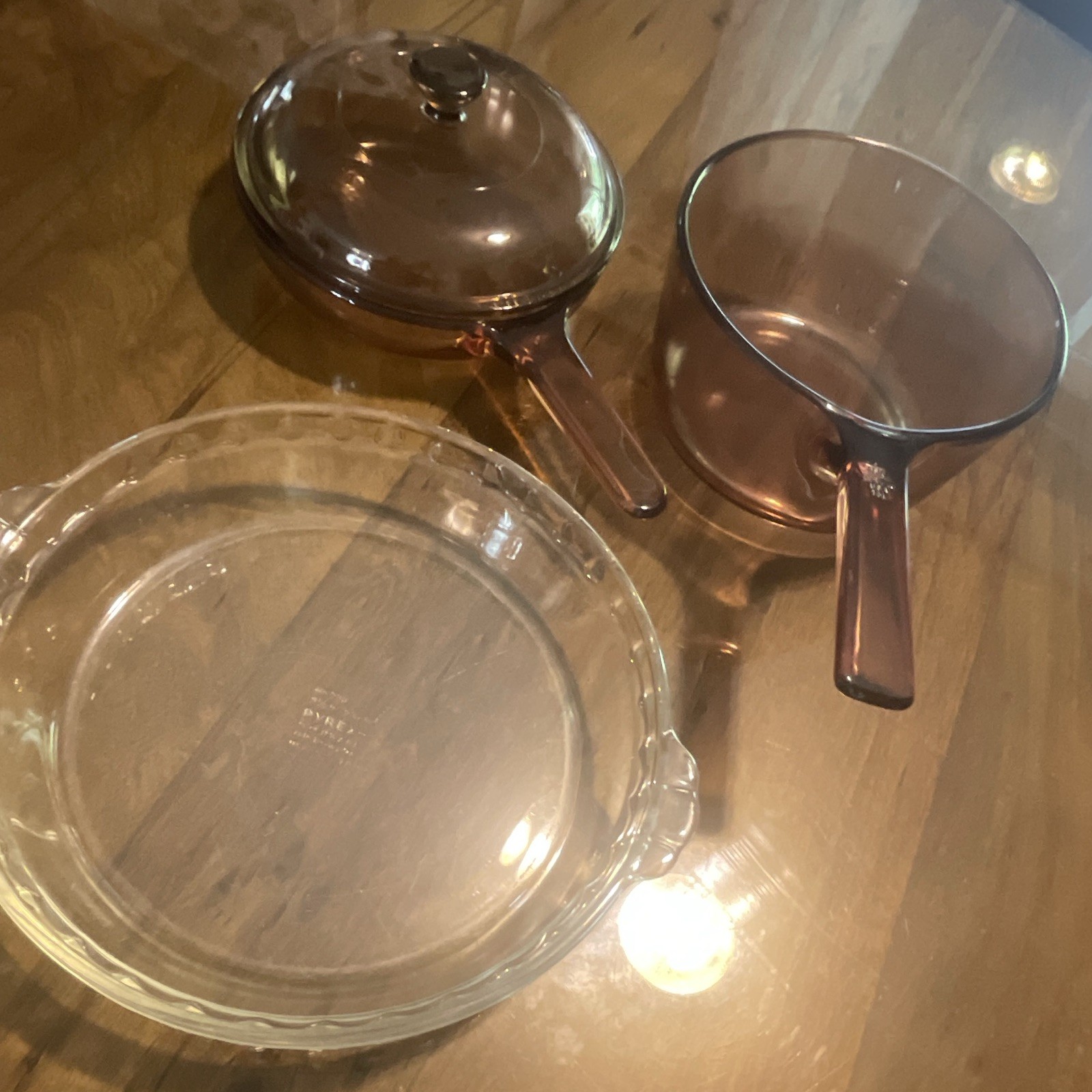 4 piece Pyrex Visions Glass 7in Skillet w Lid, 1.5 liter pot 9.5in pie plate