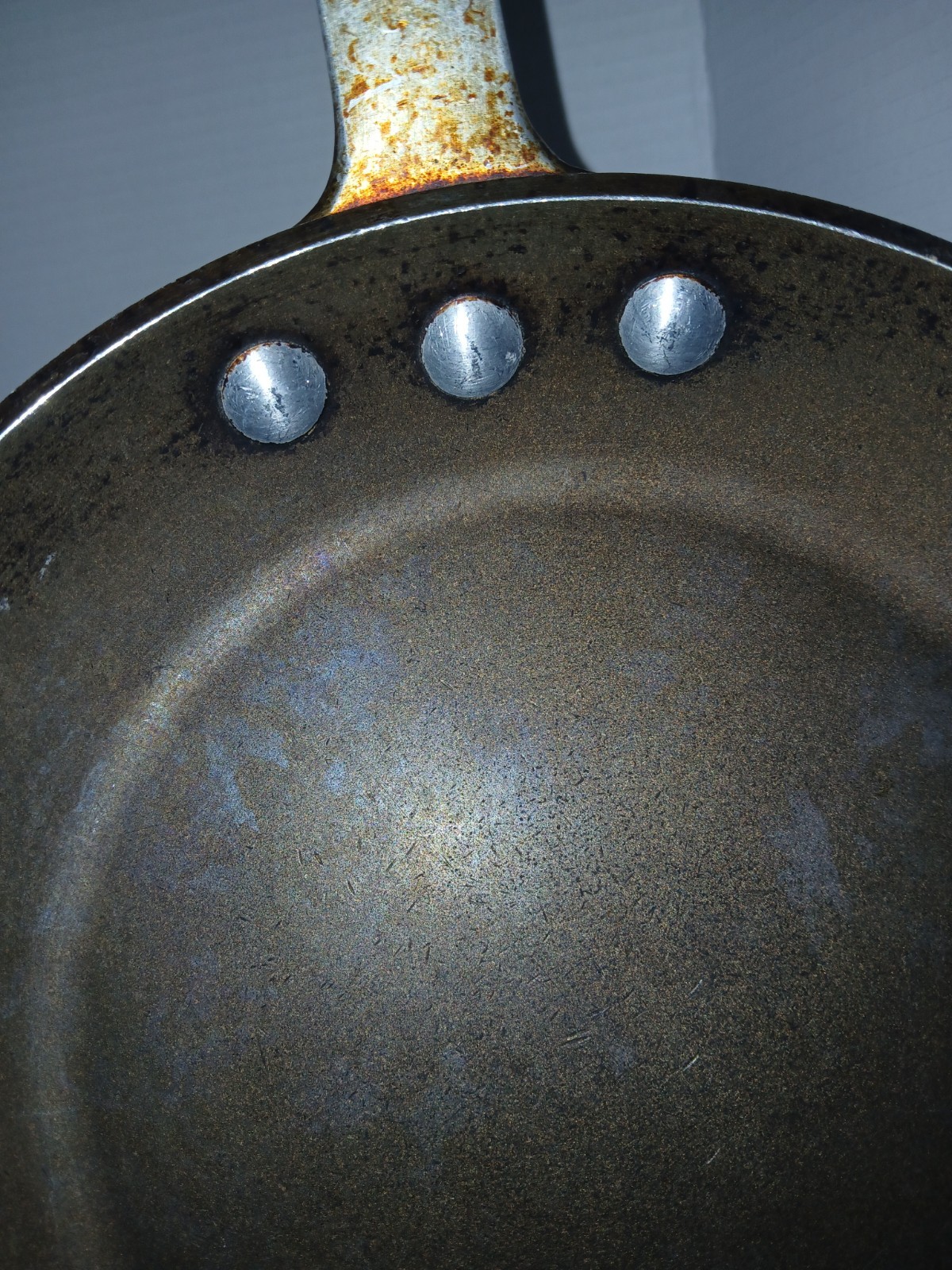 MAGNALITE 4 PIECE SET Two Pan Two Pots 1/2 Quart, 1 Quart W/Lid & Two 9 In Pans