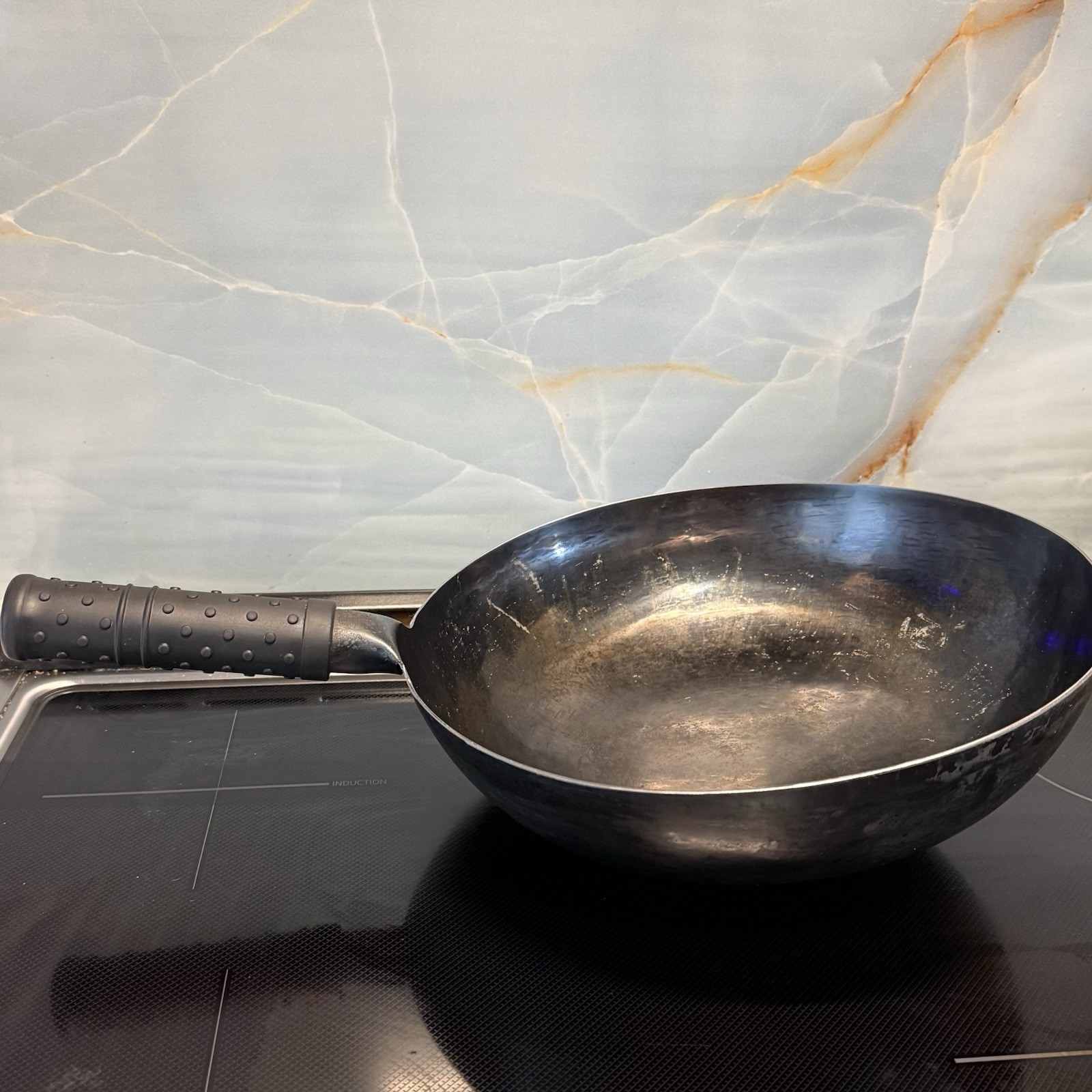 Oxenforge Round Bottom Hand Hammered Wok 13” – Gently Used