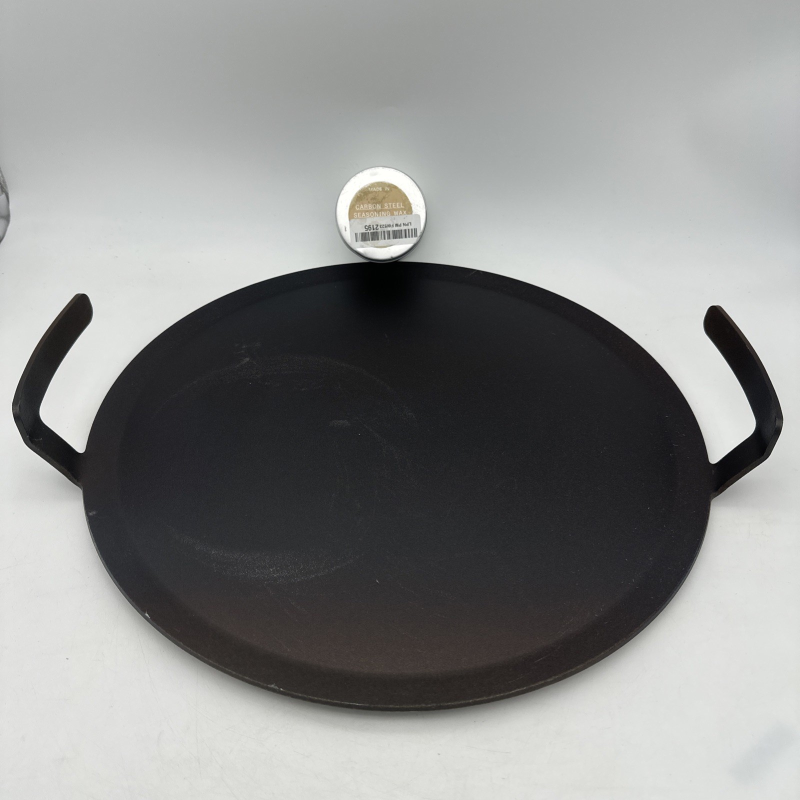 Made in Seasoned Carbon Steel 17.5″ Round Griddle & Seasoning Wax – Carbon Steel