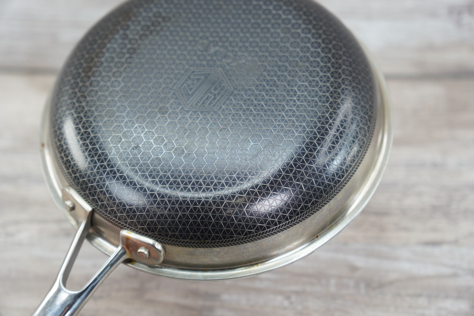 Genuine HexClad 8″ Hybrid Frying Pan Stainless/Nonstick Induction Safe – NO LID