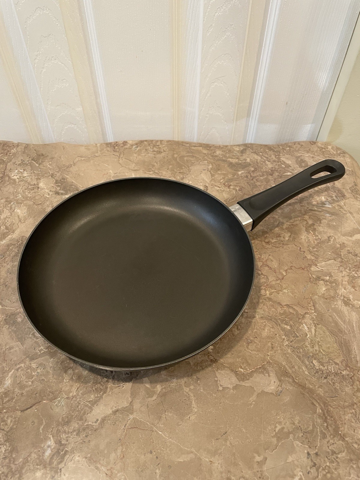 SCANPAN Classic Fry Pan 24cm Ceramic Titanium PFOA Free Genuine 9.5in